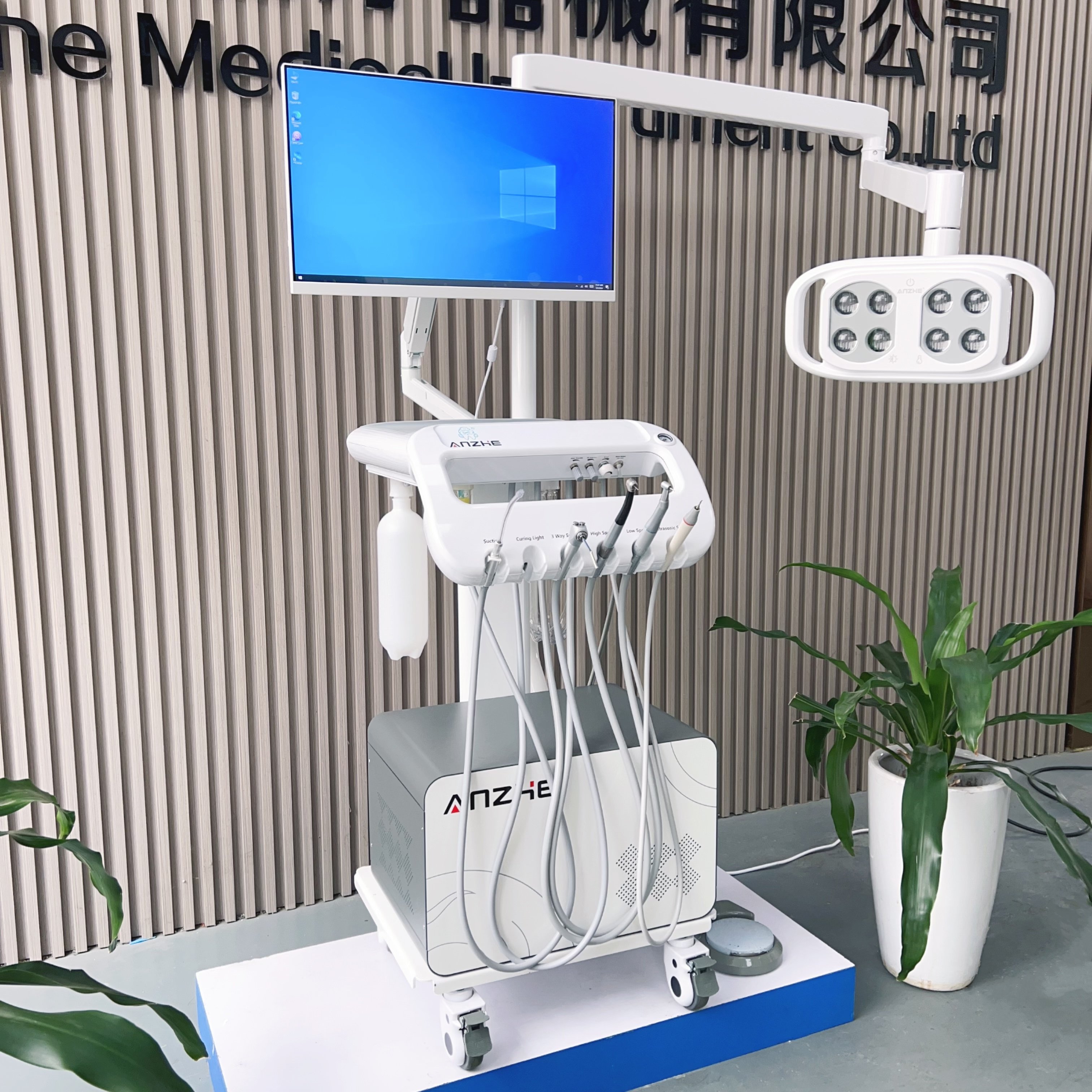 Unique new design dental trolley pc dental hospital mobile treatment carts factory mobile dental unit with lamp