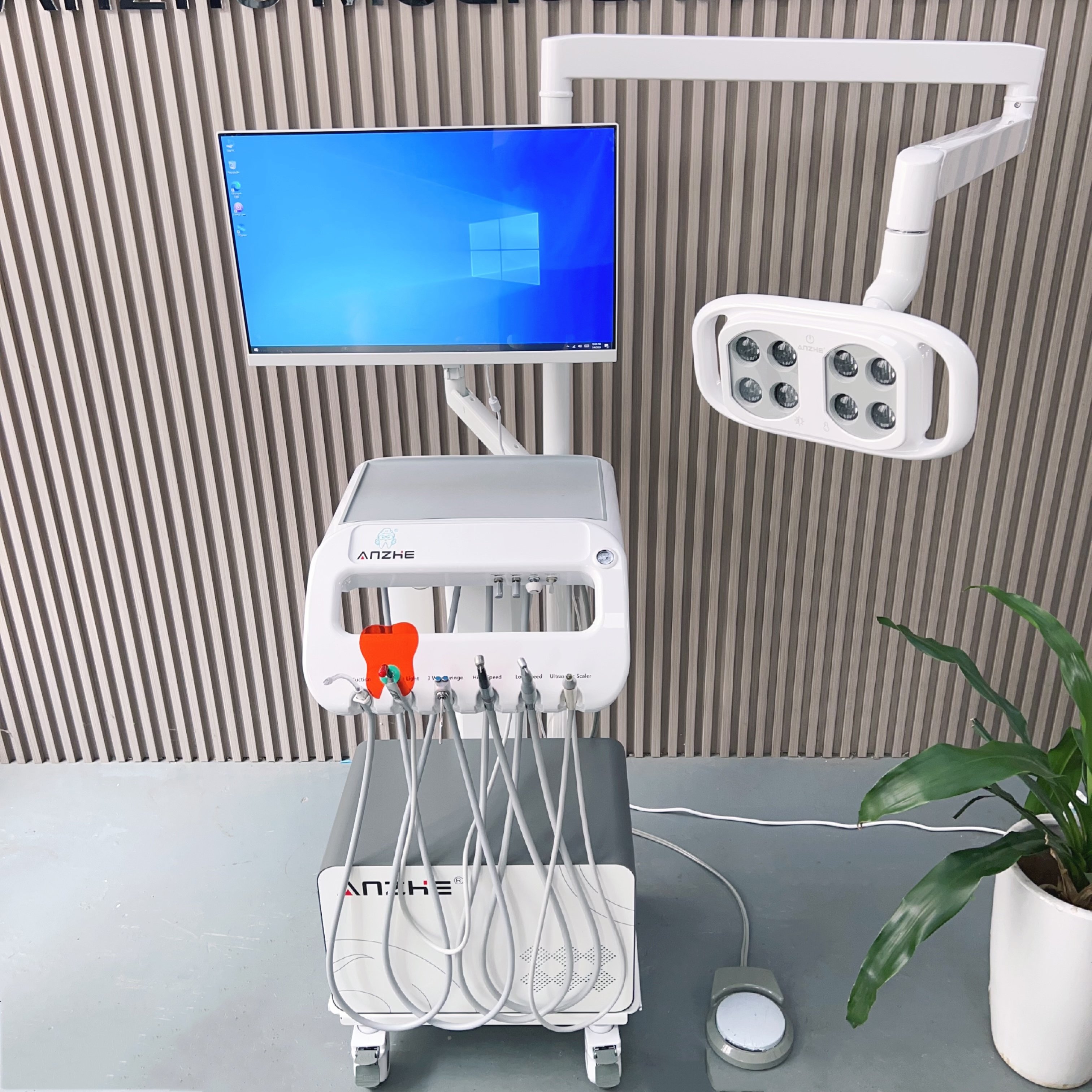 Unique new design dental trolley pc dental hospital mobile treatment carts factory mobile dental unit with lamp