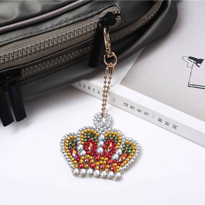 Wholesale 5 Pieces 5d Diy Diamond Painting Keychain Crown Picture Cartoon Design Key Ring Decoration