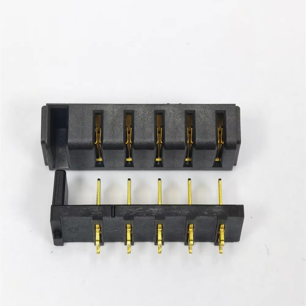 DGDTE 5.0mm Pitch Male Connector With Good Vibration Resistance Ultrasound Instrument Battery Connector