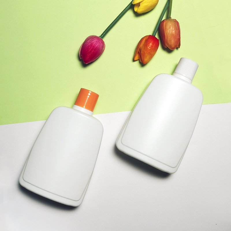 500ml Plastic Packaging Containers Baby Shower Gel Soap Bottle White Simple Bottles