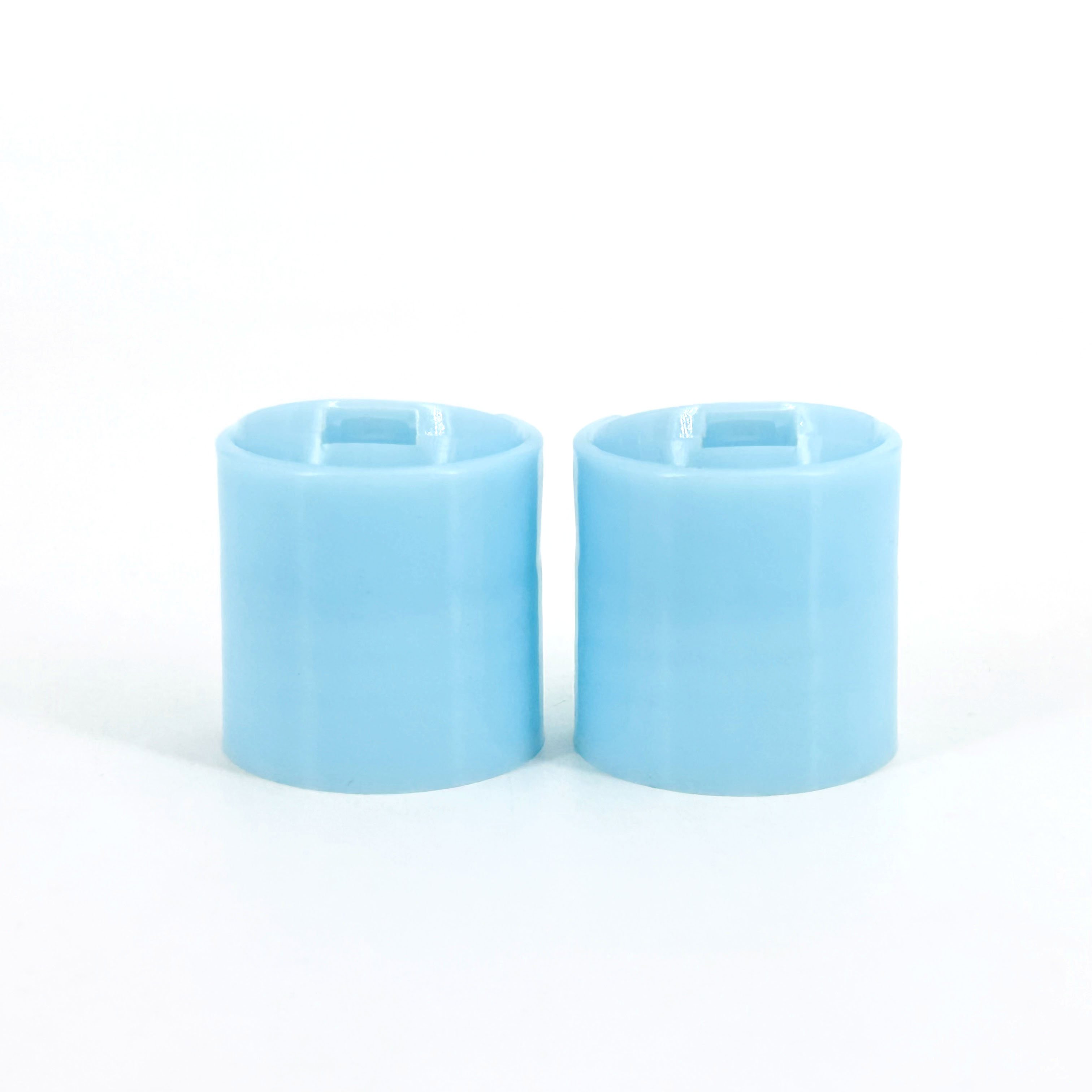 Wholesale Recyclable 28mm 28/410 Light Blue Plastic Disc Top Cap Screw Cap For Lotion Shower Gel Toiletries Cleaning Products