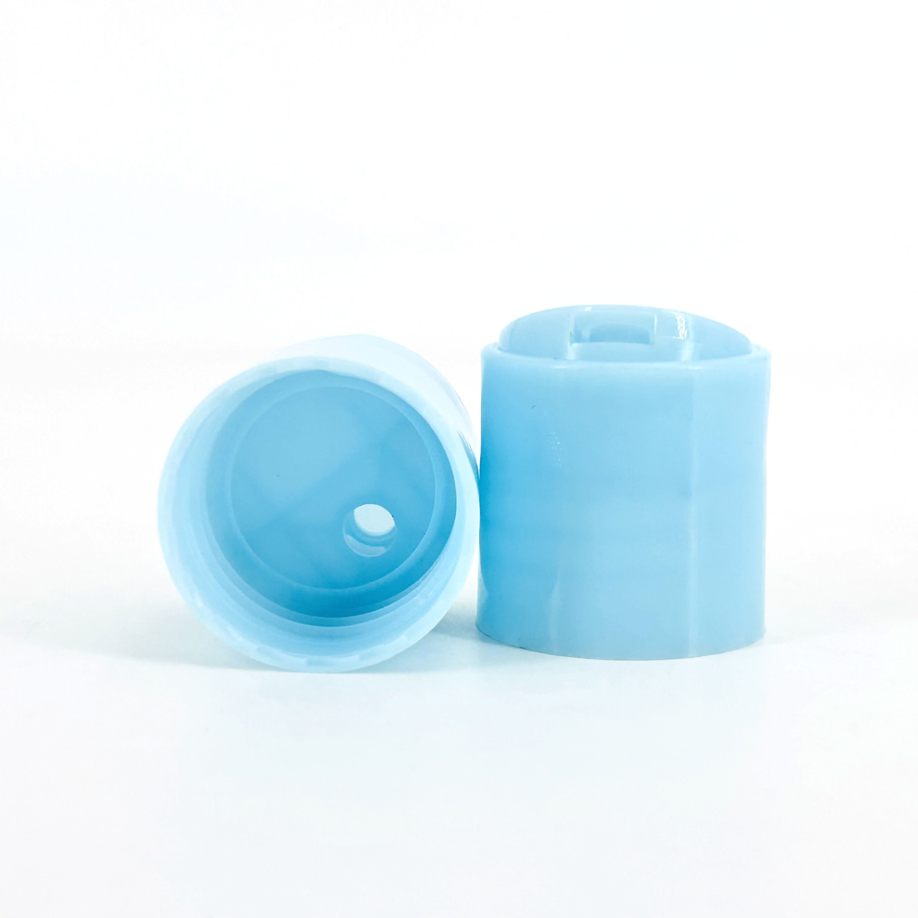 Wholesale Recyclable 28mm 28/410 Light Blue Plastic Disc Top Cap Screw Cap For Lotion Shower Gel Toiletries Cleaning Products