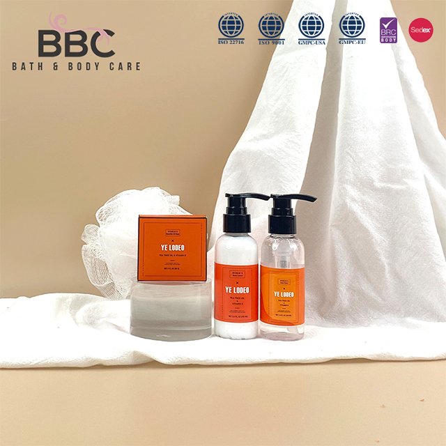 Wholesale moisturizing handmade natural green tea body soap Body lotion Shower gel W Bath Ball in PVC bag spa set