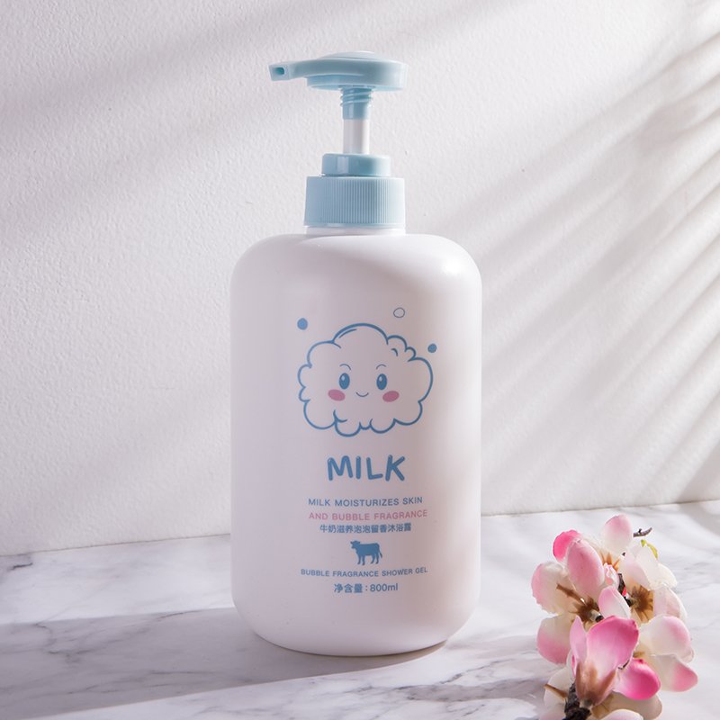 OEM Milk Body Wash Deeply Nourishing Organic Shower Gel for Whitening Liquid Form Moisturizing Bubble Features Private Label