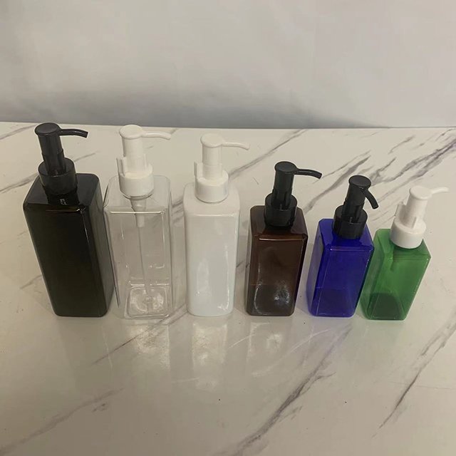 Hengjian 300ml 250ml 200ml 150ml Body Wash Lotion Shower Gel Bottle Square Shampoo Plastic Pump Bottle For Cleaning Solutions