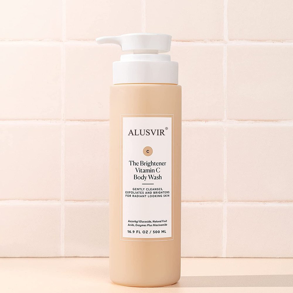 Private Label Organic Natural Women Vitamin C Niacinamide Skin Whitening Body Wash Shower Gel Black Skin With Custom Label