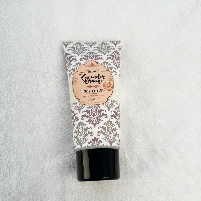 Wholesale Private Label Bath Set Luxury Romantic Shower Gel Body Lotion Foot Cream Gift Box Packaging Family Hotel Spa Gift Set