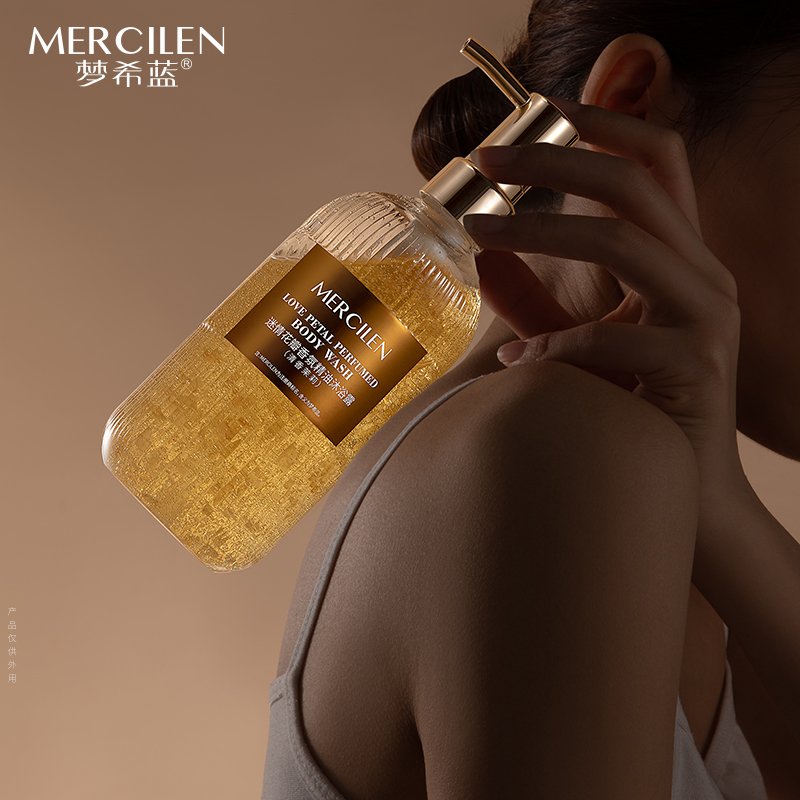 OEM ODM Private Label Skin Care Set Fragrance Whitening Moisturizing Body Wash Shower Gel 500ml Volume