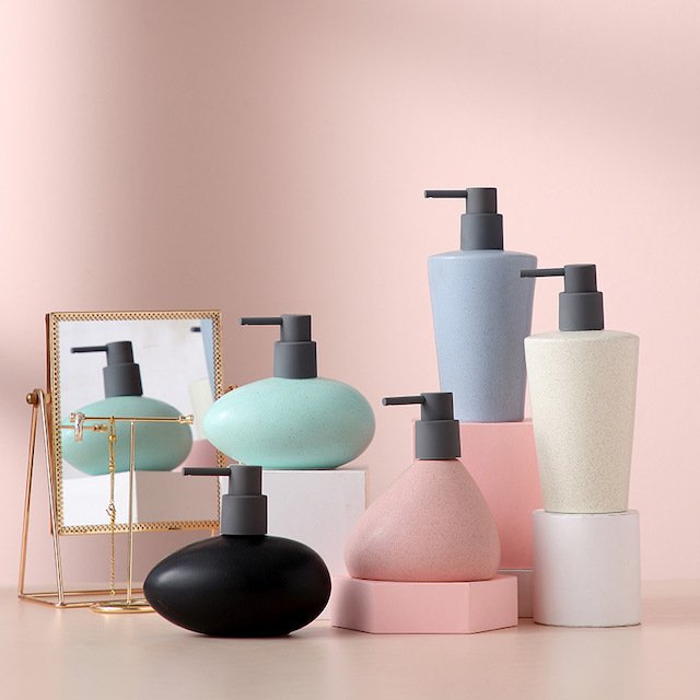 Lotion Pump Bottle for Kitchen Bathroom Countertop Shampoo Laundry Shower Gel Round Ceramic Soap Dispenser 400ML