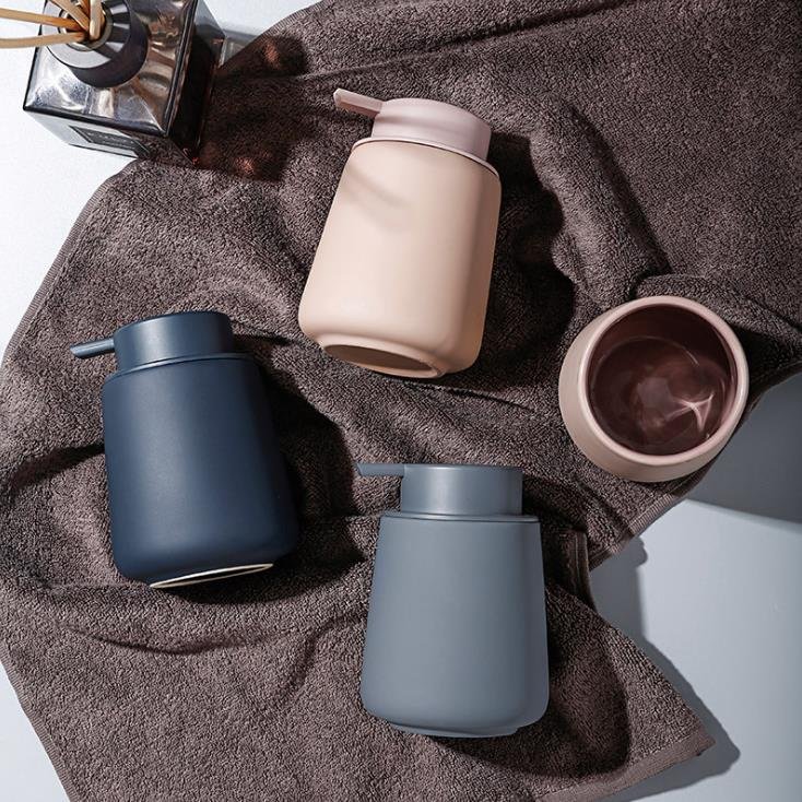 Minimalist Ceramic Liquid Soap Dispenser Set with Gold Pump - Shower Gel & Foam Soap Dispenser - Bathroom Accessories OEM ODM