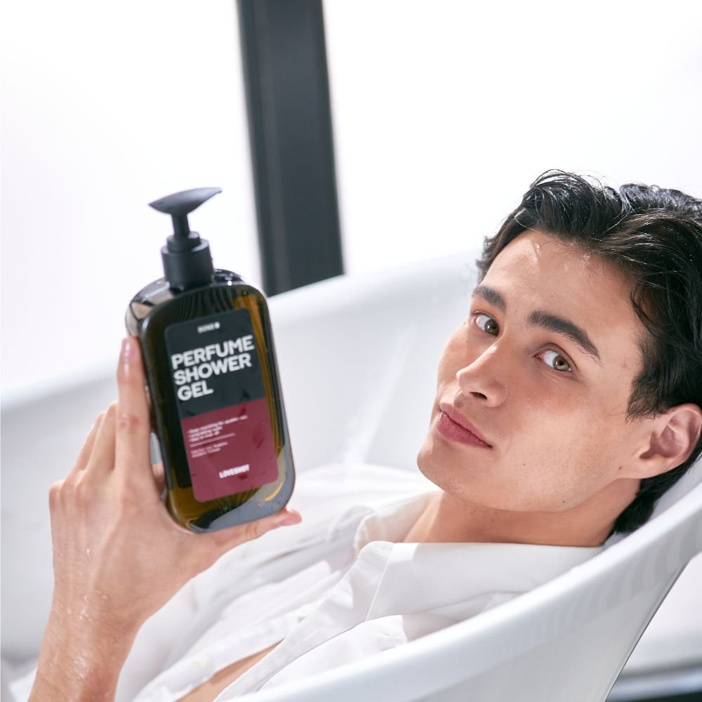 Loveshot 500 ml Bond Perfume Shower Gel Refreshing Clean Moisturizing Nourishing Whitening Body Wash Men Women Unisex Adult Foam