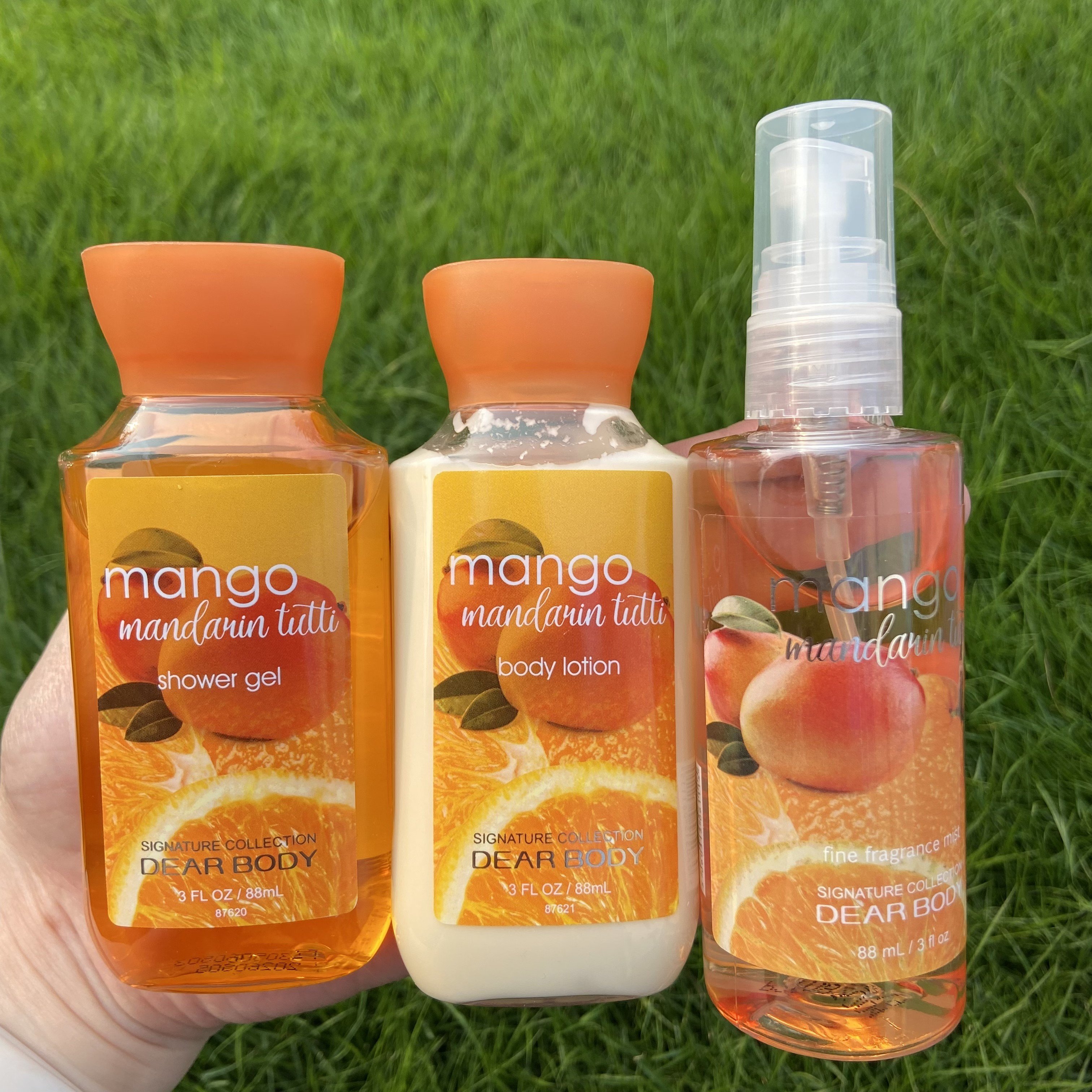 Wholesale price lasting fragrance body spray perfume body lotion shower gel bath gift set