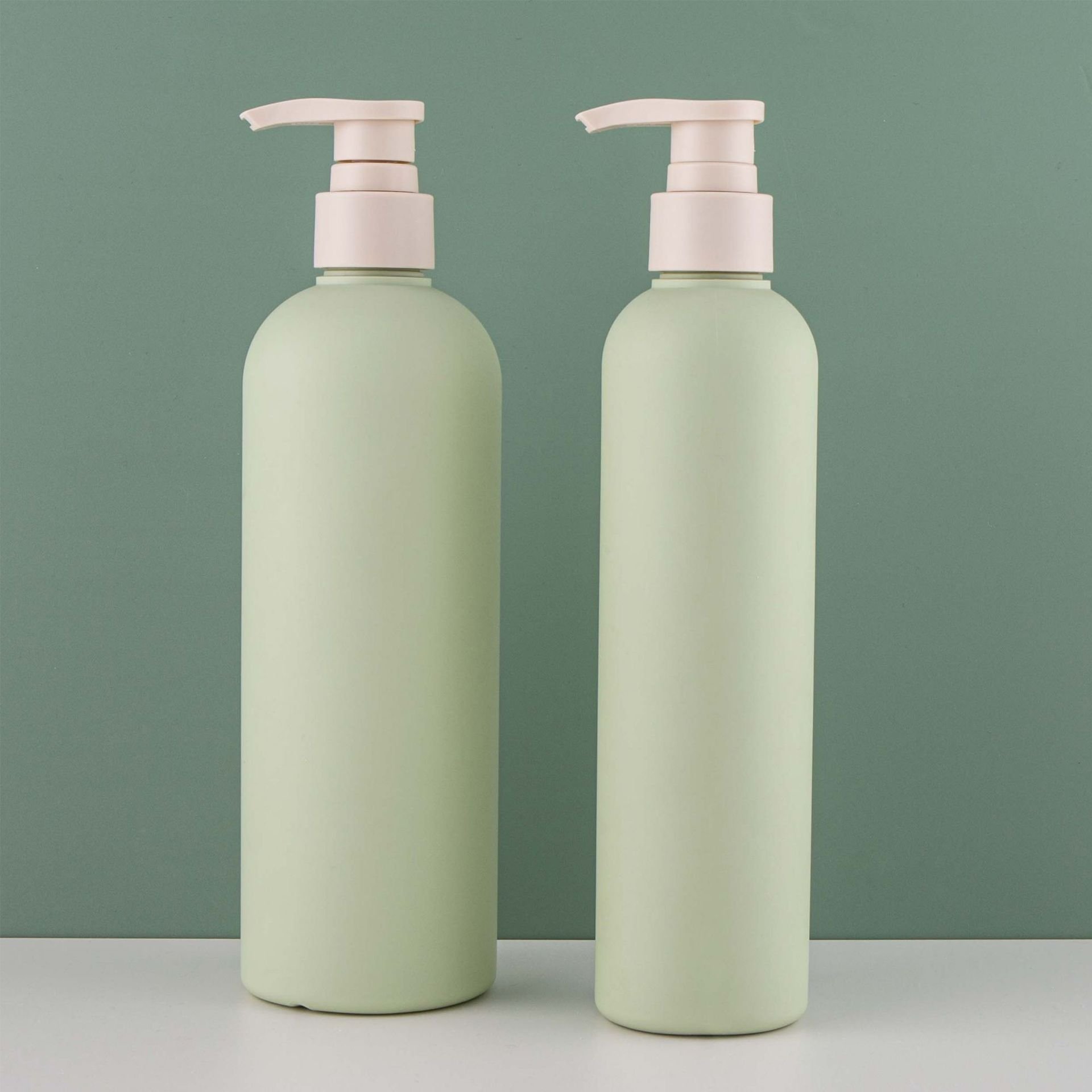 T0906-G SHUNXU 300/400/500ml Plastic bottle Press Pump round shoulder Shower Gel Shampoo sanitizer bottle
