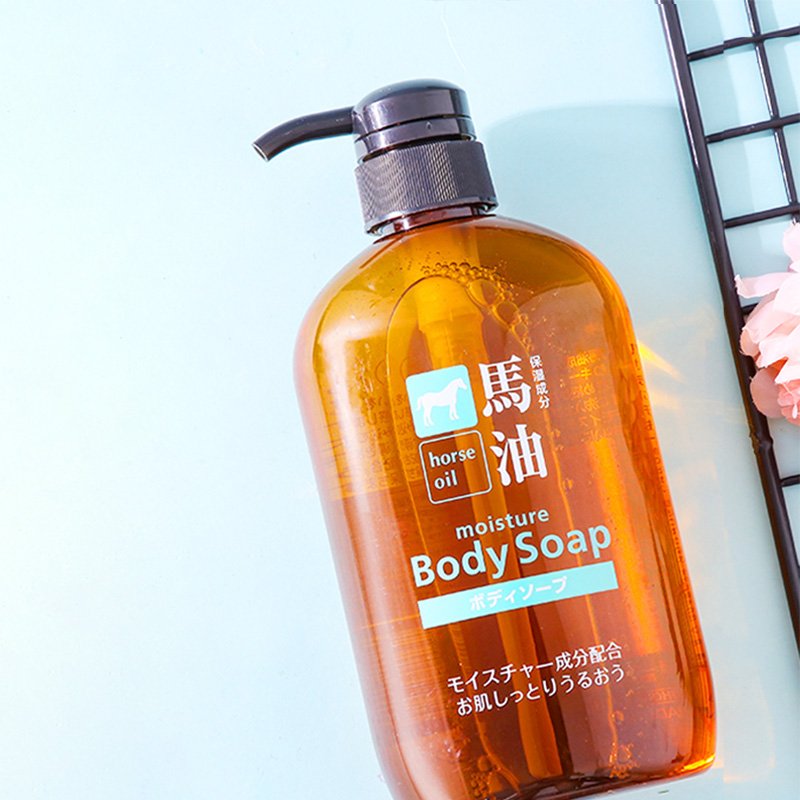 Best Selling Products Horse Oil Body Shampoo 600mL Deeply Moisturizing Hyaluronic Acid Shower Gel Body Wash