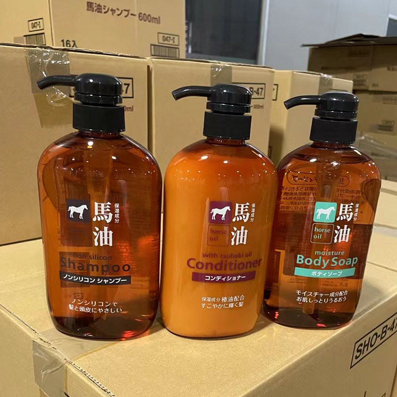 Best Selling Products Horse Oil Body Shampoo 600mL Deeply Moisturizing Hyaluronic Acid Shower Gel Body Wash