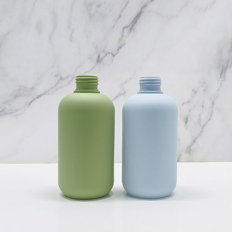 Hot Sale Green Blue HDPE 200ml 250ml 300ml 400ml 500ml Soft Cosmetic Packaging Body Lotion plastic Shampoo Bottle