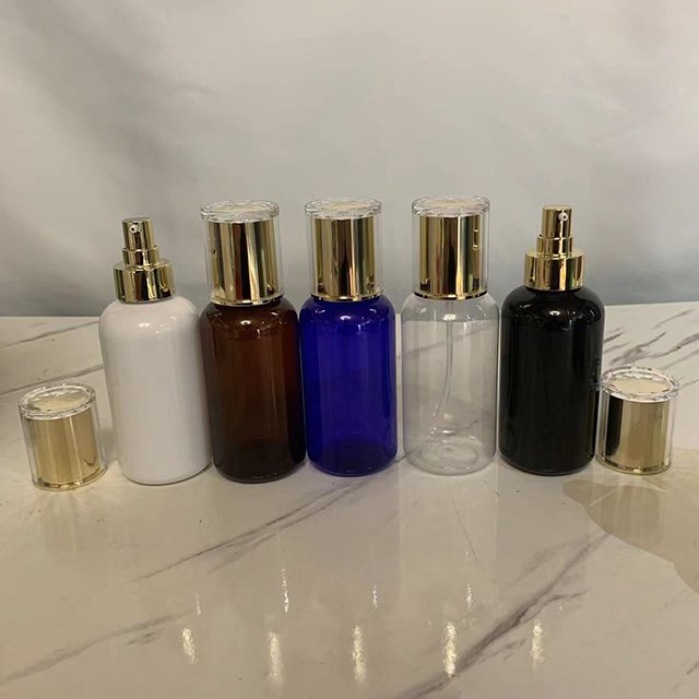Hengjian 300ml 500ml plastic body cream bottles with gold pump plastic bottles for lotion New Arrival Luxury Cosmetic Bottle