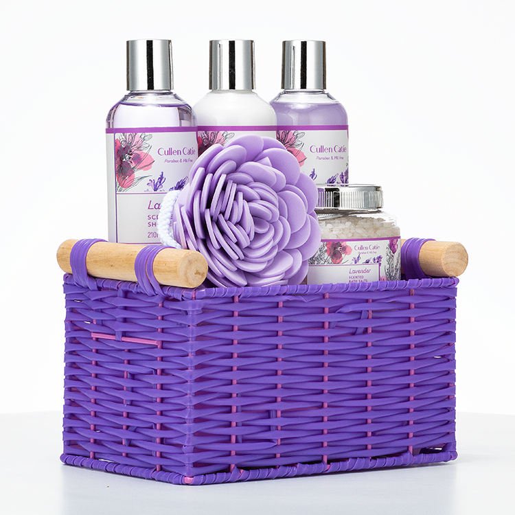 Lavender Scented Personal Care Spa Basket gift set OEM & ODM plant customized wholesale body bath salt exquisite packaging