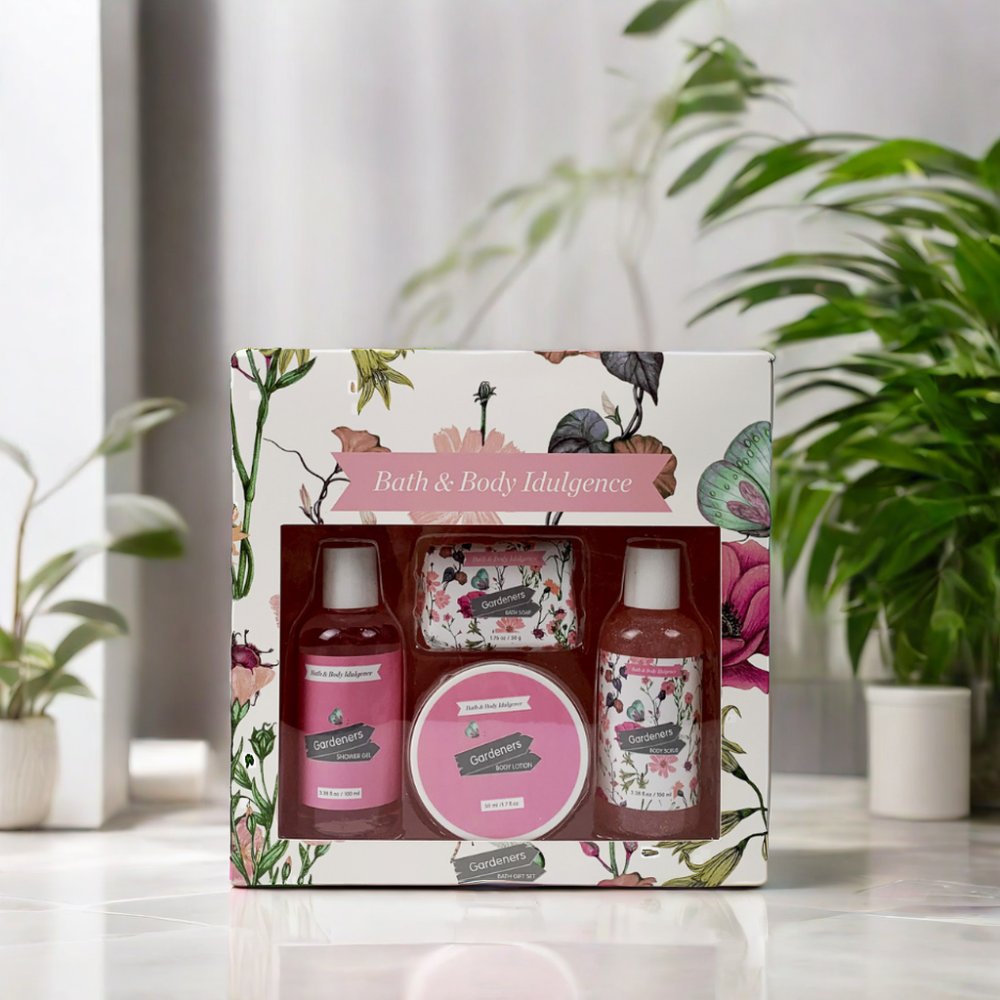 OEM/ODM Cleaning Shower Gel Bath Soap Moisturizing Nourishing Body Lotion Body Scrub Set Gift Bath