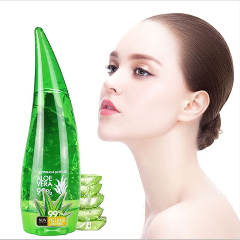 Calf horn aloe gel naturally moisturizes and restores skin tone after sun exposure Aloe gel