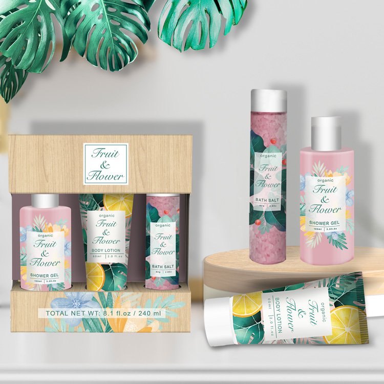 Wholesale Luxury Beauty And Body Care Spa Lotion Shower Gel And Bath Salts Cleaning Whitening Kit & Gift Set In Box For Women