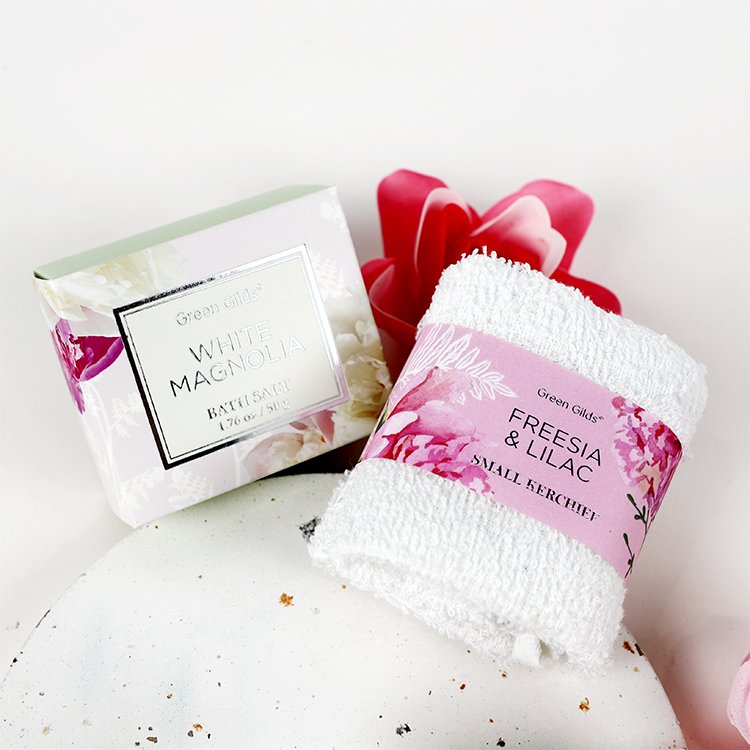 Private Label Luxury Moisturizing Shower GelExfoliating Bath Salts Cleaning Body Lotion Gift Set Mother Day Body Bath Gift Set