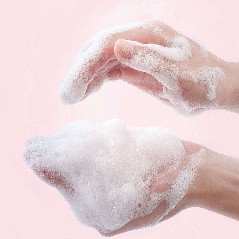 Wholesale Private Label Perfume Shower Gel, Whitening And Brightening Bodywash For Women 800ml.
