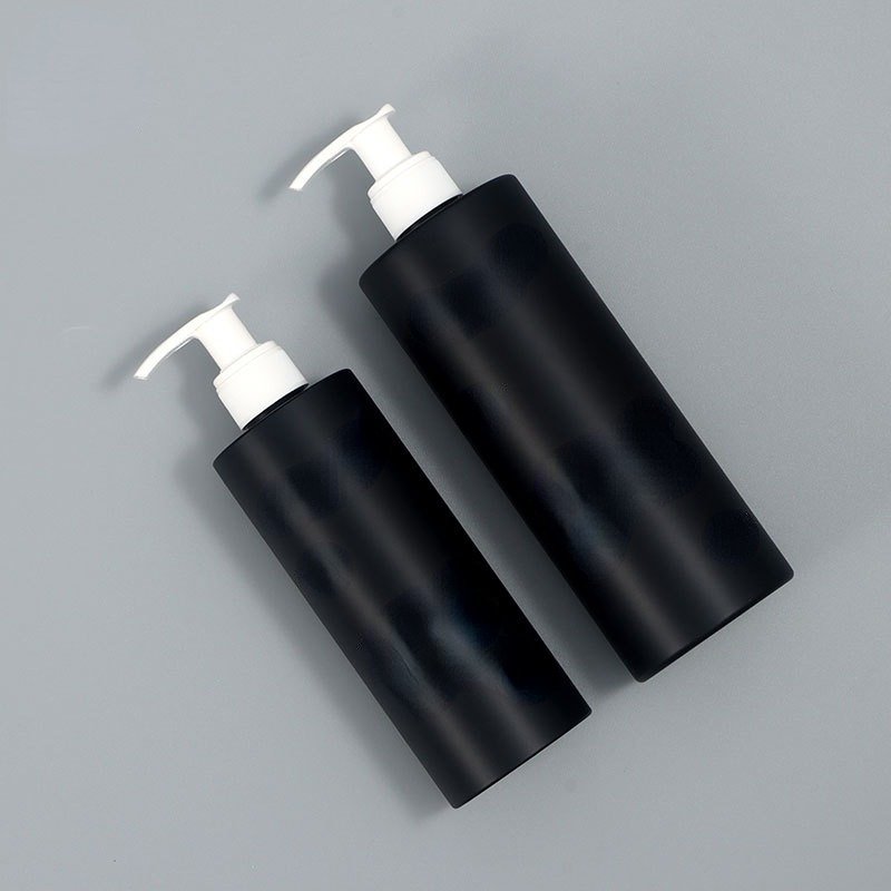 300ml 500ml Plastic Shampoo Bottle Customized Logo Matte Frosted Black Cylinder Shower Gel Body Wash Care Lotion Pump Bottles