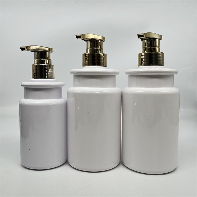wholesale hot sell 300ml 500ml custom hotel gold black white shampoo body wash lotion shower gel bottles luxury with gold pump