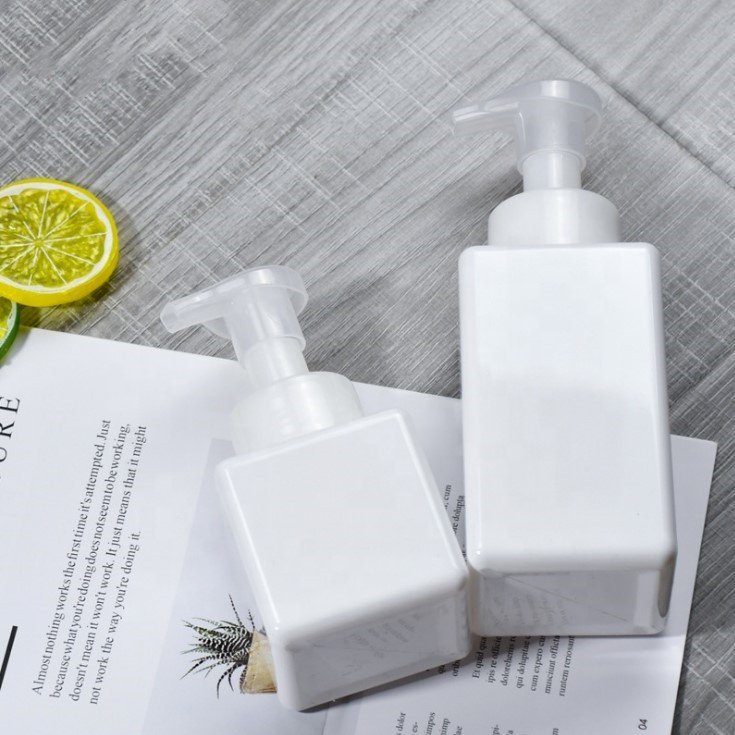 Square Foaming Soap Dispenser 450ml 15oz Amber Refillable Plastic Foam Pump Bottle for Liquid Soap Shampoo Body Wash