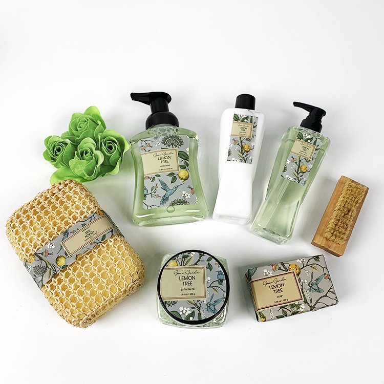 Wholesale Hydrating Bath Gift Set SPA Moisturizing Body Care Gift Set Mild Cleaning Soothing Bath Gift Set for Women