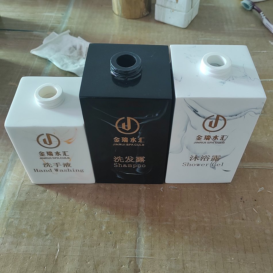 Capacity about 200ml soap dispenser kitchen detergent manual lotion dispenser shampoo shower gel empty bottle for bathroom