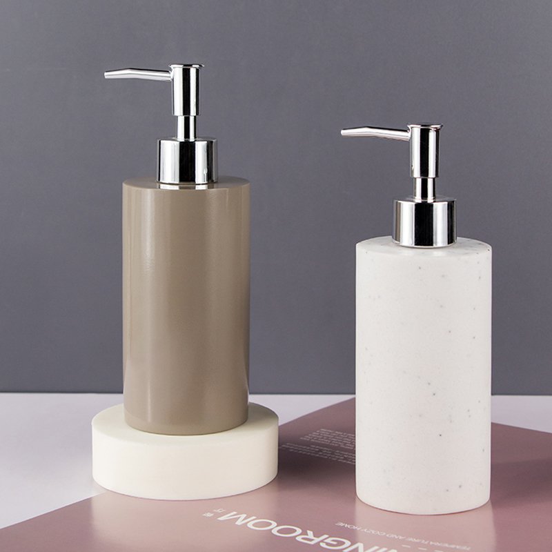 Polyresin hotel hand wash conditioner soap dispenser lotion and shower gel bottles