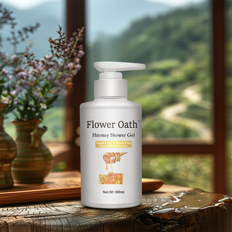 The moisturizing ingredients of honey shower gel protect the skin all over the body and make the skin smooth and delicate.