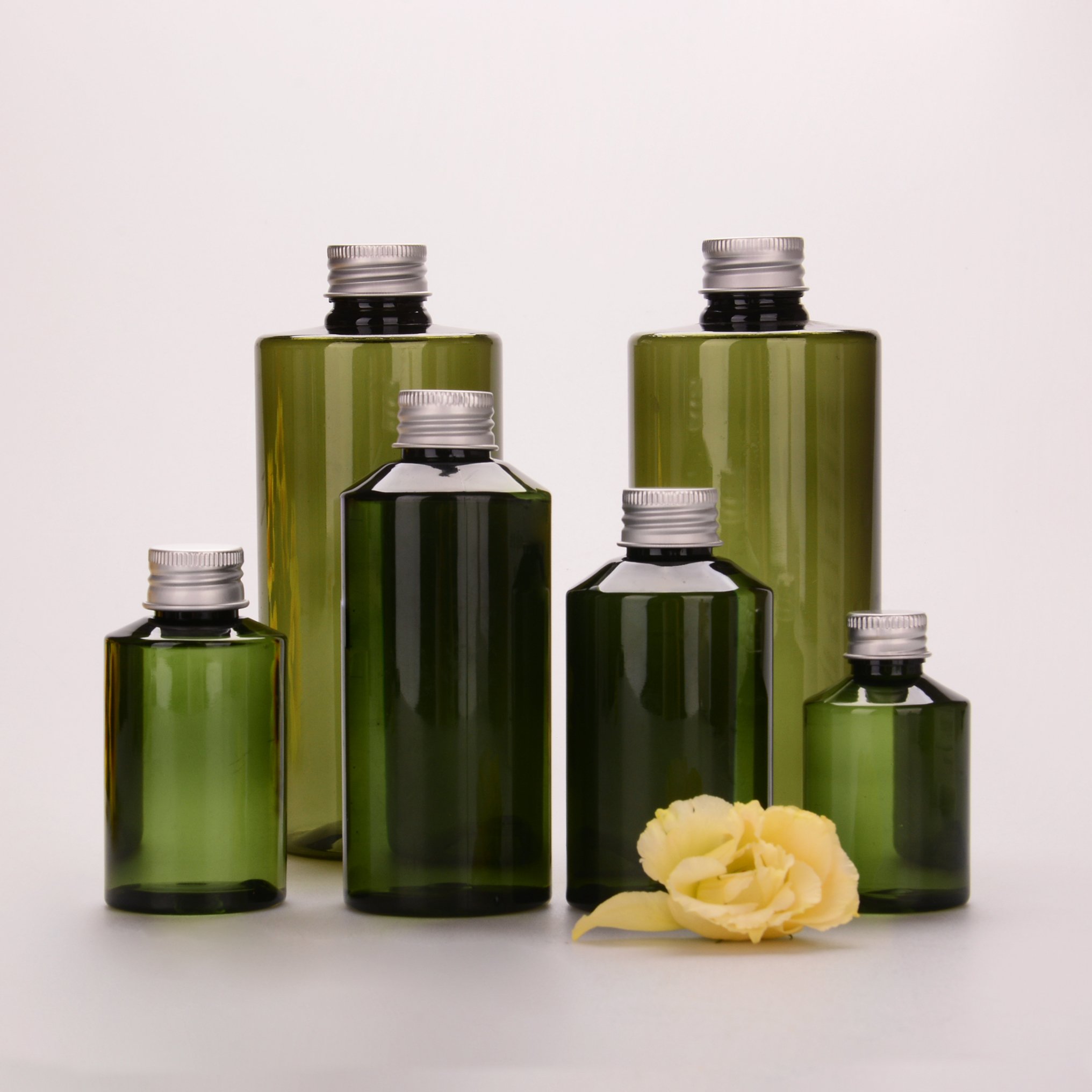 luxury shampoo bottle 100ml 150ml 200ml 500ml shampoo shower gel container with plastic dispenser spray pump
