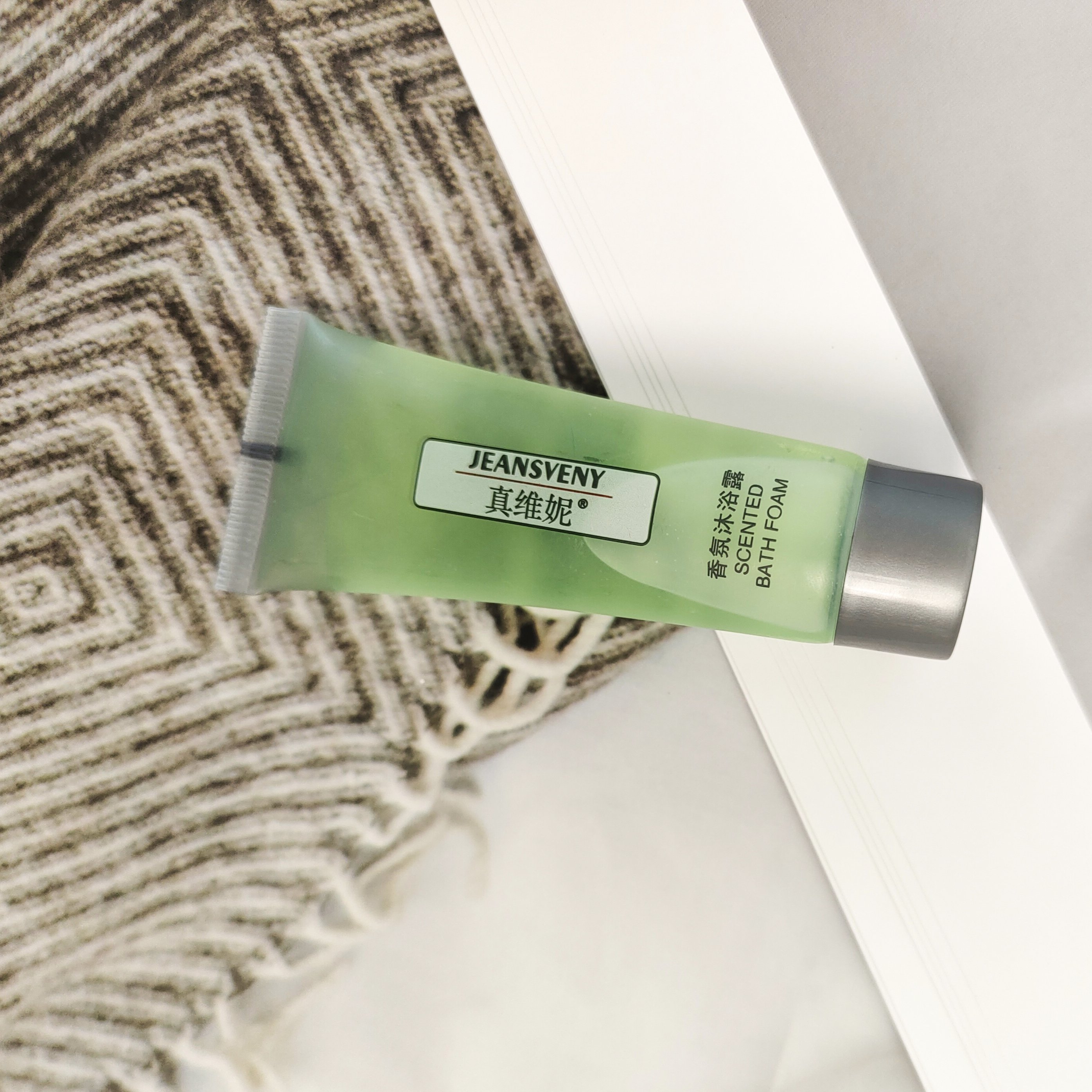 The hotel special shower gel factory sells safe and comfortable hotel supplies sets
