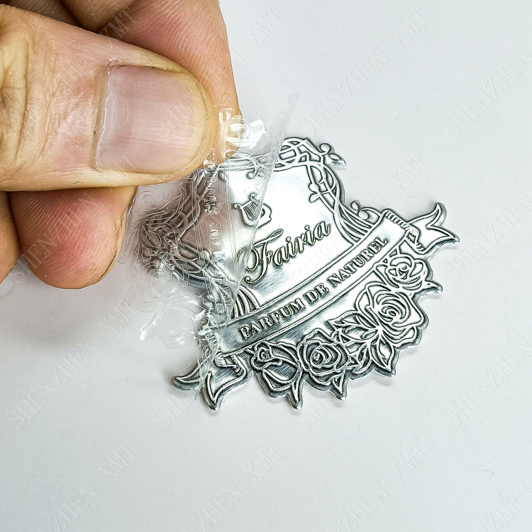 [Customized logo] Shower gel fragrance essential oil bottle universal bottle luxury OEM logo metal sticker