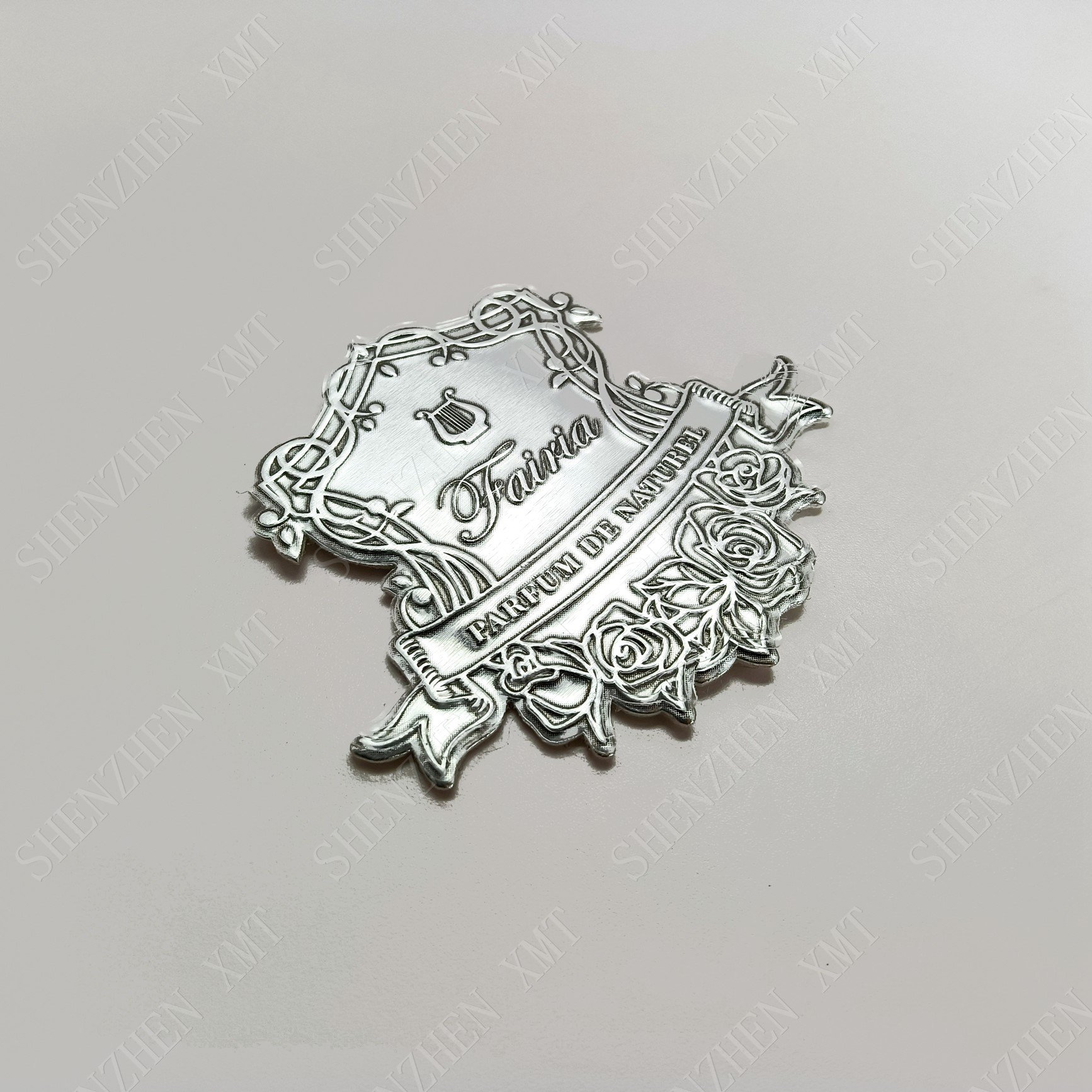 [Customized logo] Shower gel fragrance essential oil bottle universal bottle luxury OEM logo metal sticker