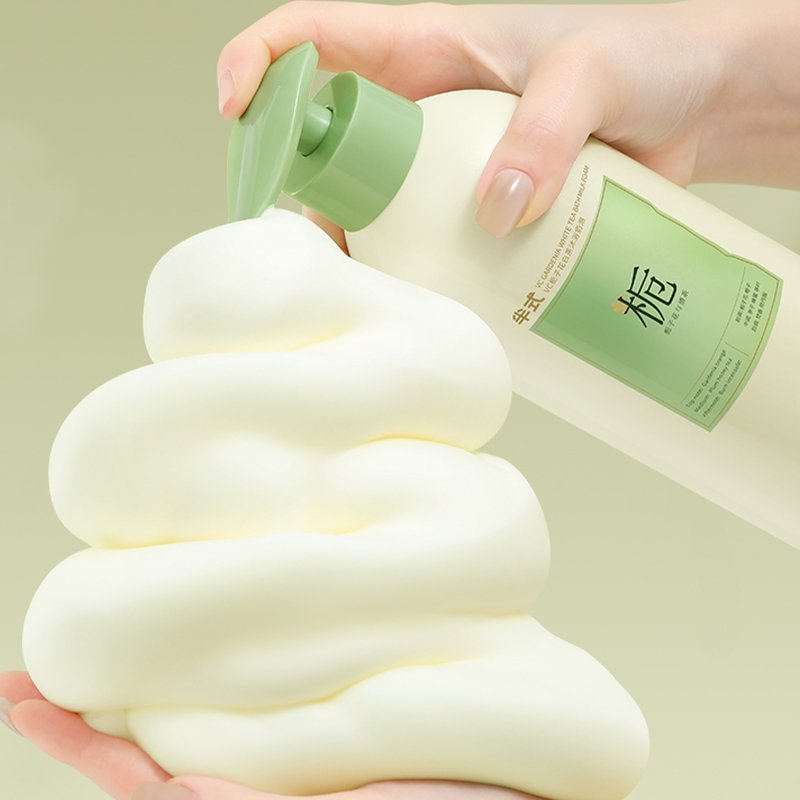 Private Label 500ml Organic Gardenia White Tea Bath Milk Foam Moisturizing Vitamin C Shower Gel