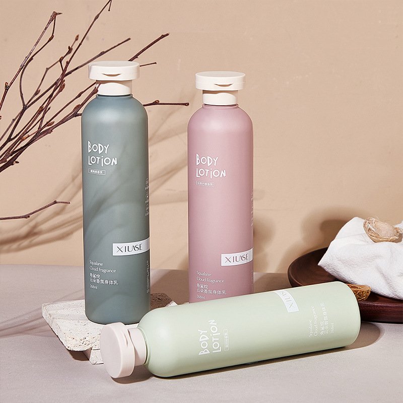 Plastic Bottle 250ml Scrub Shower Gel Bottle Cosmetic Shampoos Bottle Wholesale Custom Pink Blue Yellow Cosmetic Packaging PET