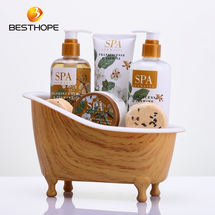 Customized fragrance oil perfume spa bath gift set with woven handbag shampoo shower gel body wash bubble bath set