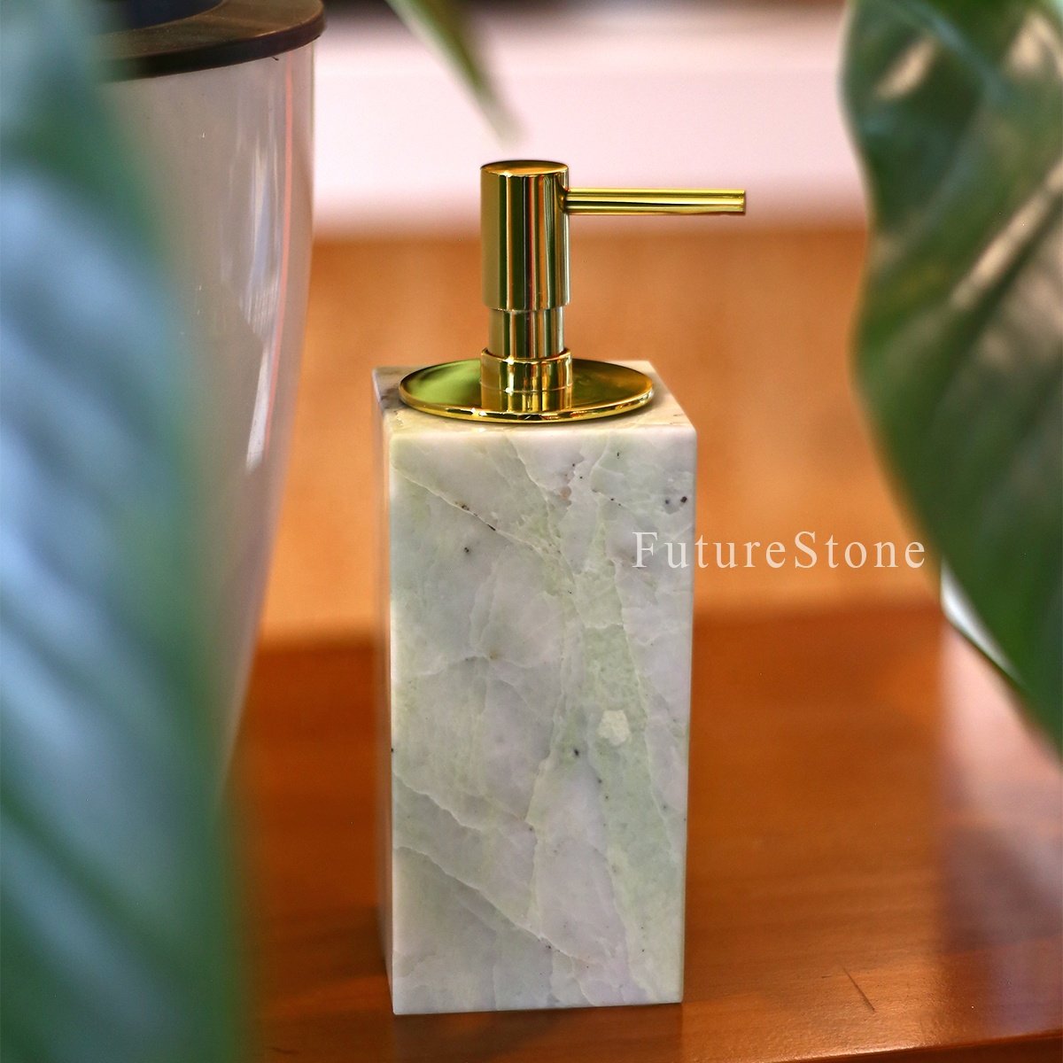 Customized Natural Marble Shampoo Bottle 300/400/500/600ml Square Lotion Pump Shampoo Bottle Shower Gel Bottles Packaging