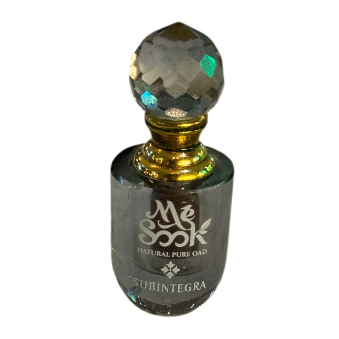 Super Premium Subintegra Agarwood Oil High Quality Pure Natural OUD Body Lotion Whitening Skin Care Product from Thailand