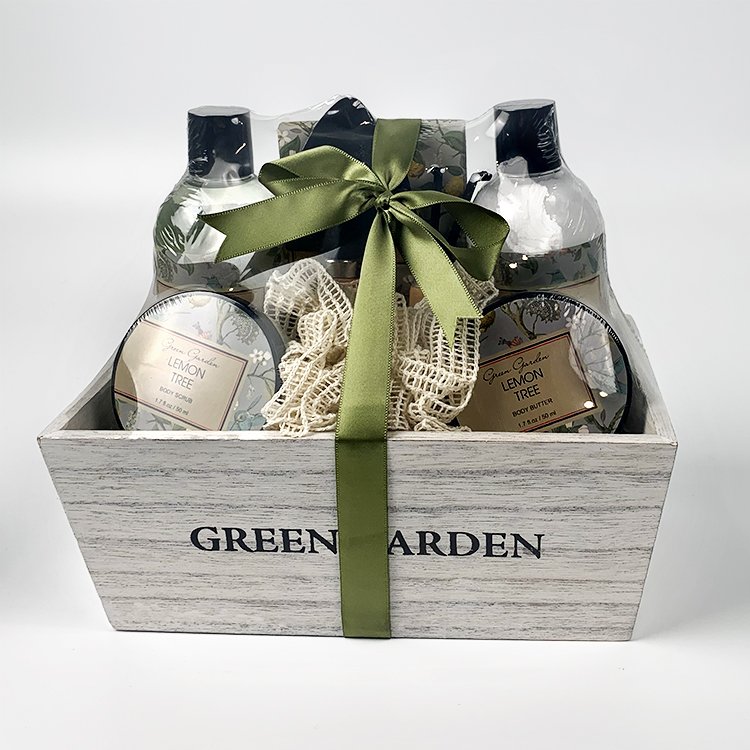 Hot Selling Home Hotel Spa Bath Gift Set Customizable for Men and Women Features Cleansing Moisturizing Functions