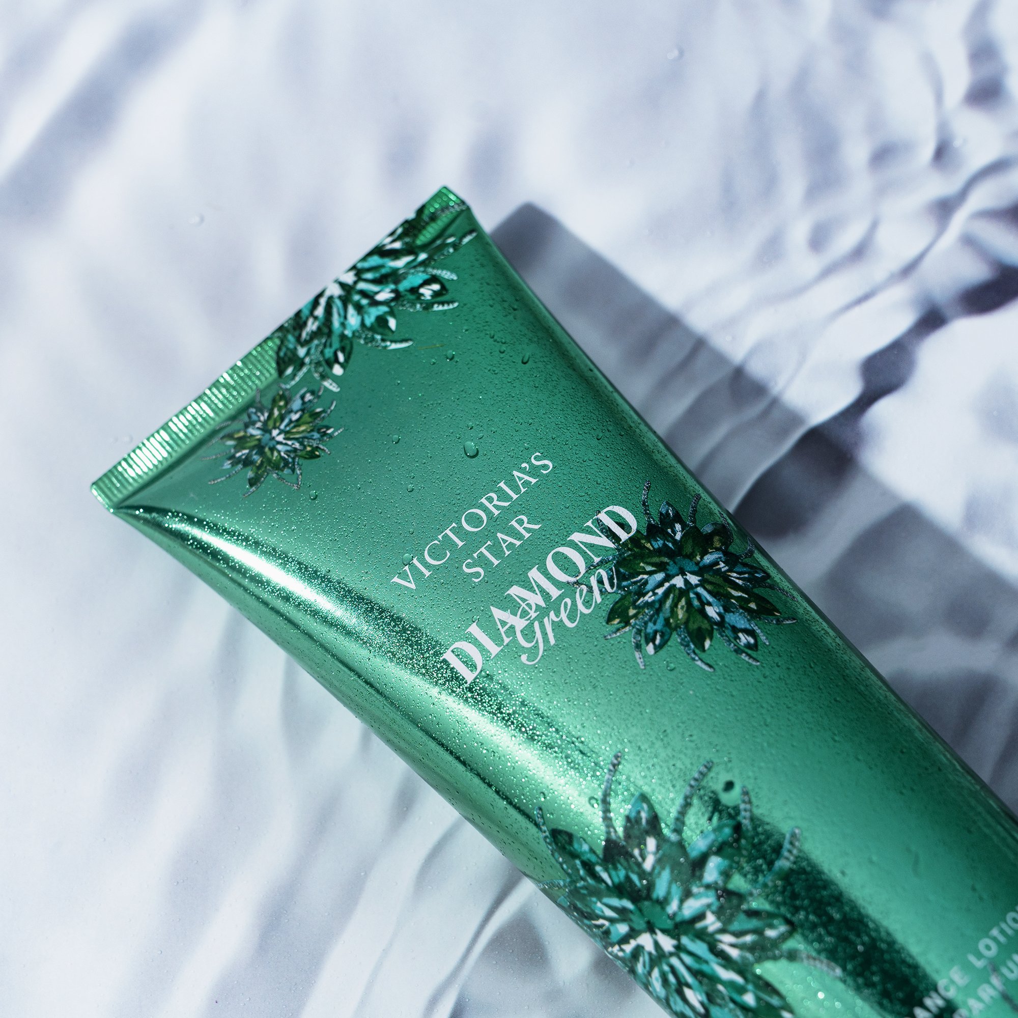 SCENABELLA ORGANIC SKIN WHITENING BODY LOTION PRIVATE LABEL SKIN WHITENING AND MOISTURIZING BODY LOTION