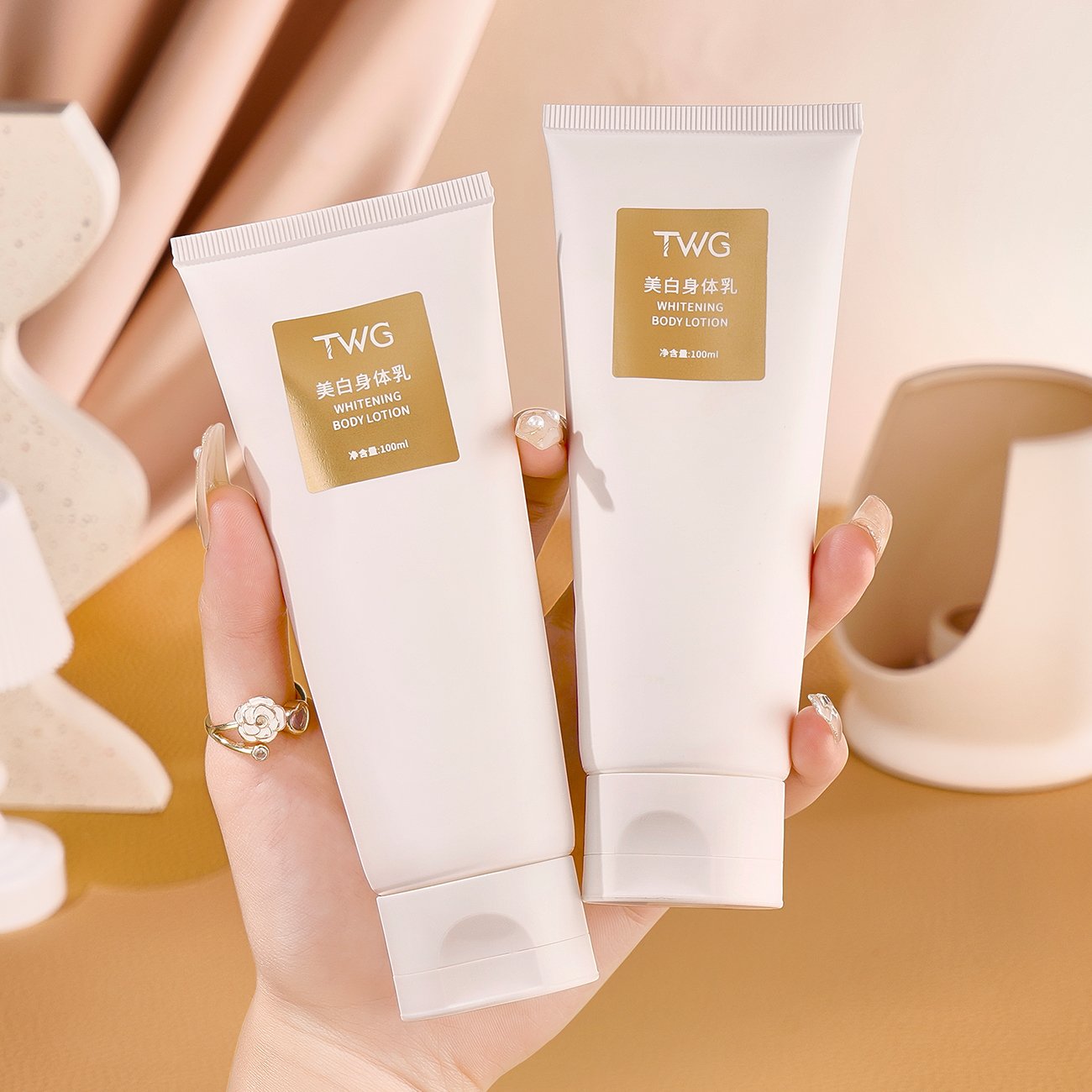 TWG RTS Whitening Body Lotion Skin Moisturizer Body Care Lightening Hydrating Arbutin Niacinamide Body Lotion