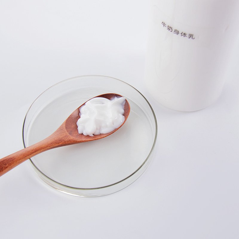 OEM ODM Milk Body Skin Care Products Professional Women Beauty Skin Care Products Body lotion