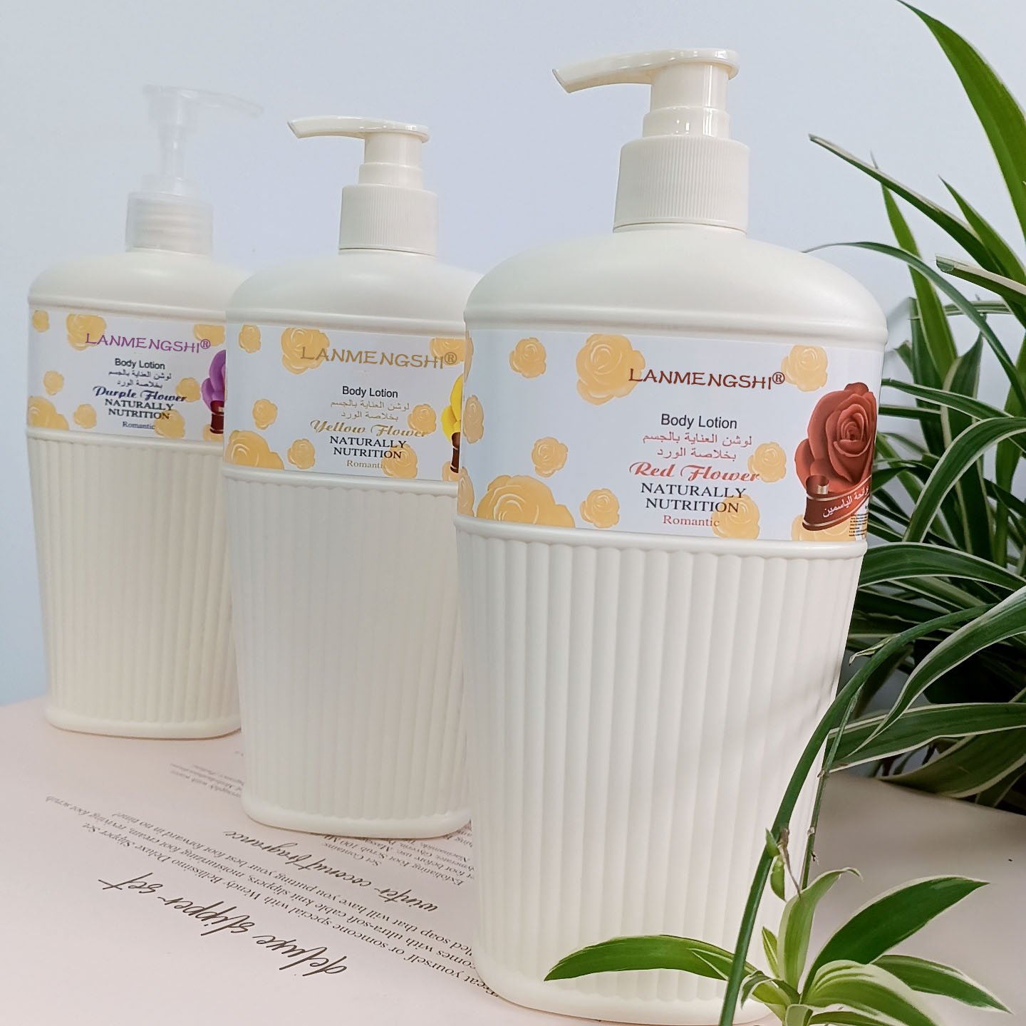 Customized rose flavored moisturizing and whitening body lotion