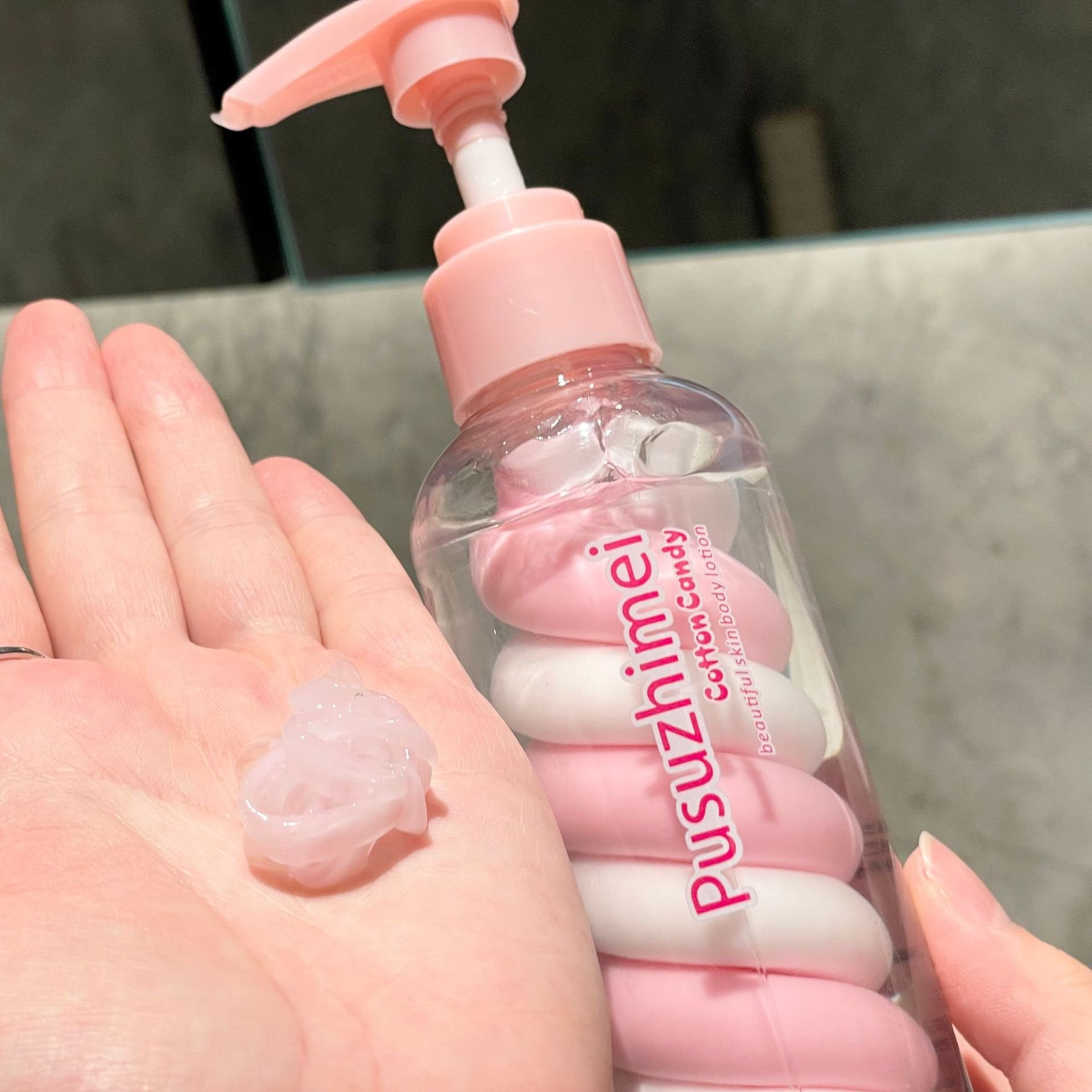 Wholesale Marshmallow Body Lotion Moisturizing Hydrating Refreshing Non Greasy Easy to Absorb Body Whiting Lotion Adult OEM 200